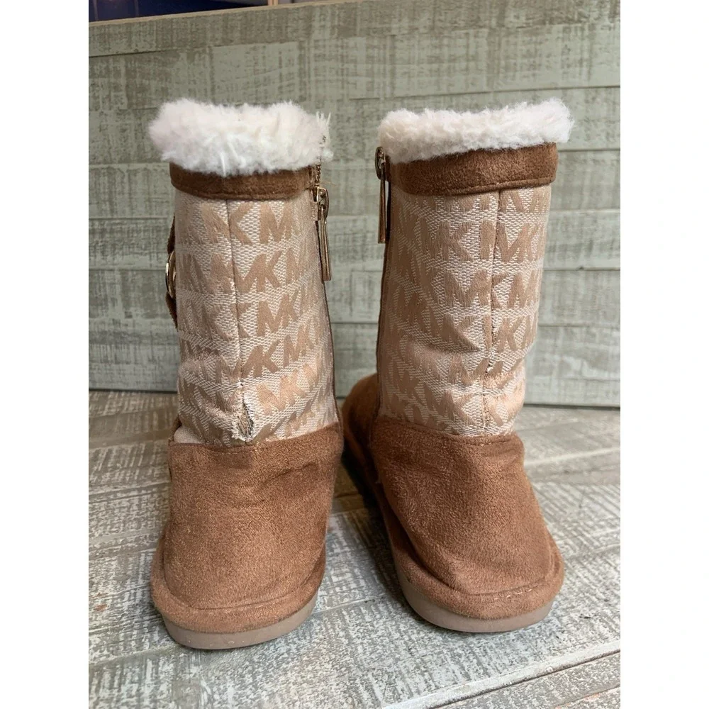 Women's MICHAEL KORS Signature Tan Brown Canvas Mid Winter Boots Sz 3
